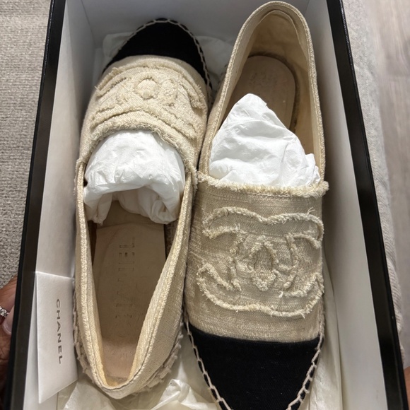 Chanel Espadrilles size 39 - Picture 3 of 3